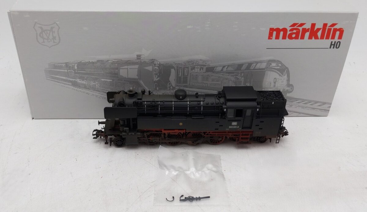 Marklin 39651 HO German Federal Railroad Class 065 Steam Locomotive #065 001 NIB