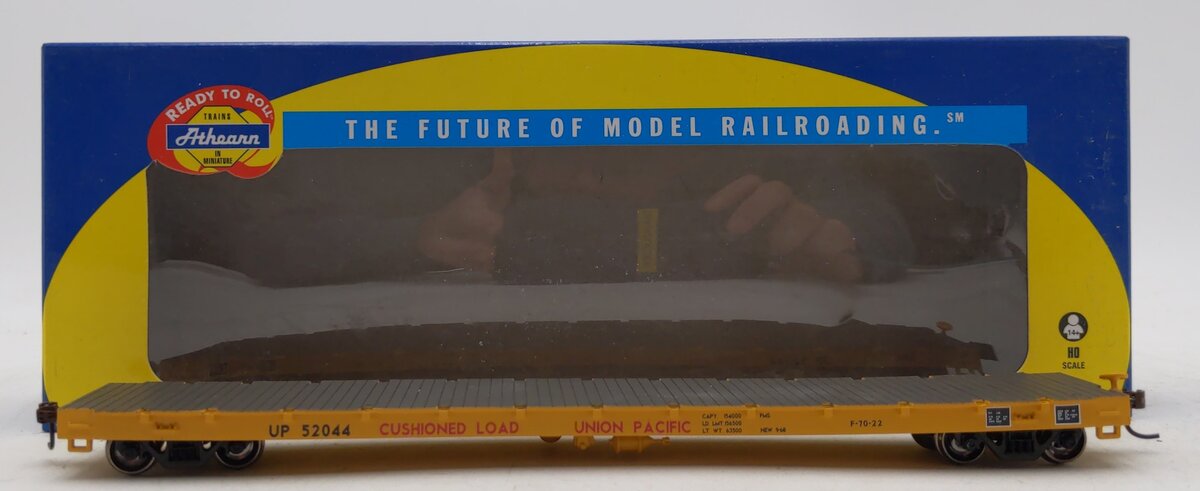 Athearn 97829 HO Union Pacific 60' Flat Car Ready-To-Run #52044