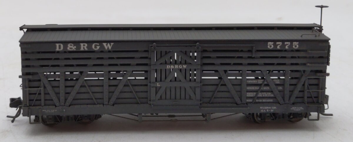 Blackstone Models 340216 HOn3 DRGW 5500-Series 30' Stock Car #5775