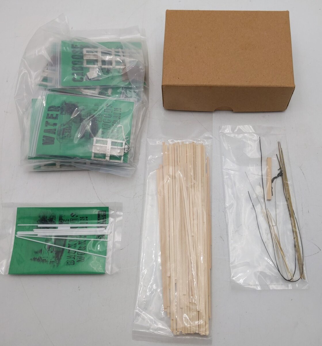 Sierra West HO Scale The Backwoods Worktrain Building Kit