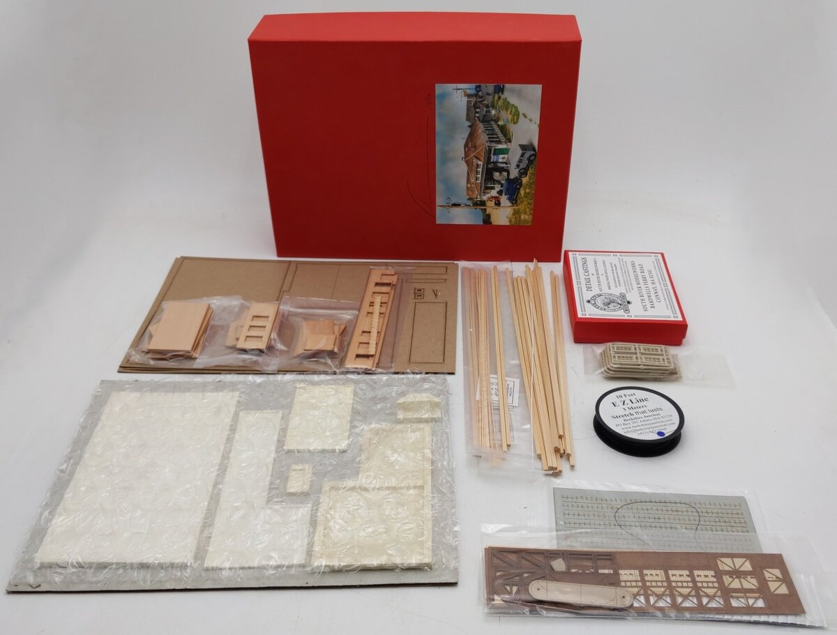 South River Model Works 380 HO Hilltown Entrepreneurs Building Kit NIB