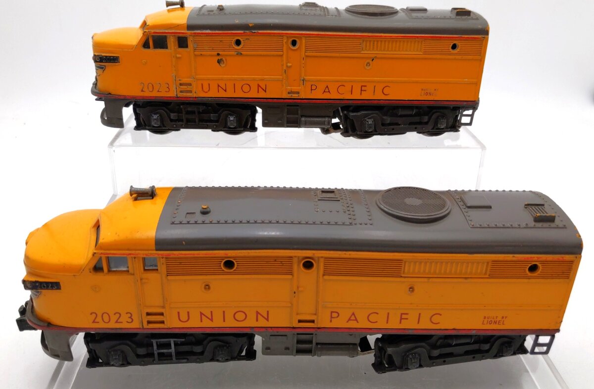 Lionel 2023 Vintage O Union Pacific Alco AA Diesel Locomotive Set VG