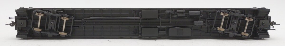 Rapido Trains 109113 HO New Haven 10-Window Smoker Coach (No Skirting) #8525