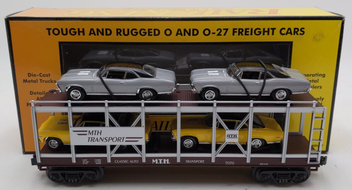MTH 30-7694 O Gauge MTH Auto Carrier with 4 Die-Cast 1970 Chevy Nova's LN/Box