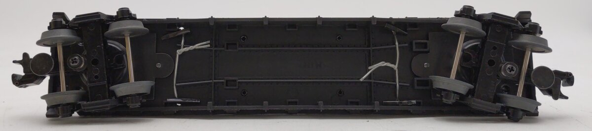 MTH 30-7670 O Gauge MTH Flatcar w/Two Ertl '67 Camaro Convertibles EX/Box