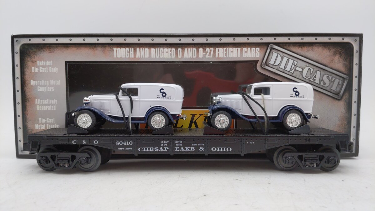 MTH 30-8304 O Chesapeake & Ohio Diecast Flatcar w/ 1932 Ertl Panel Vans #80410 LN/Box