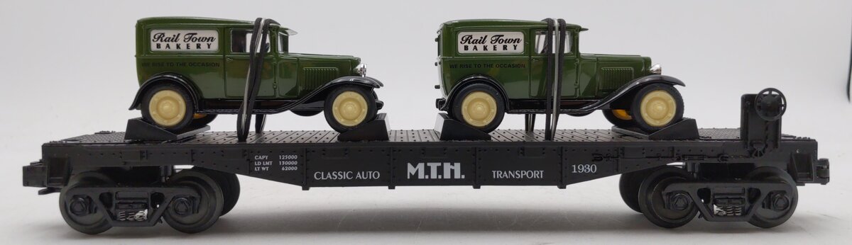 MTH 30-7671 O Gauge MTH Transport Flatcar W/Ertl '30 1/2 Ton Panel Van LN/Box
