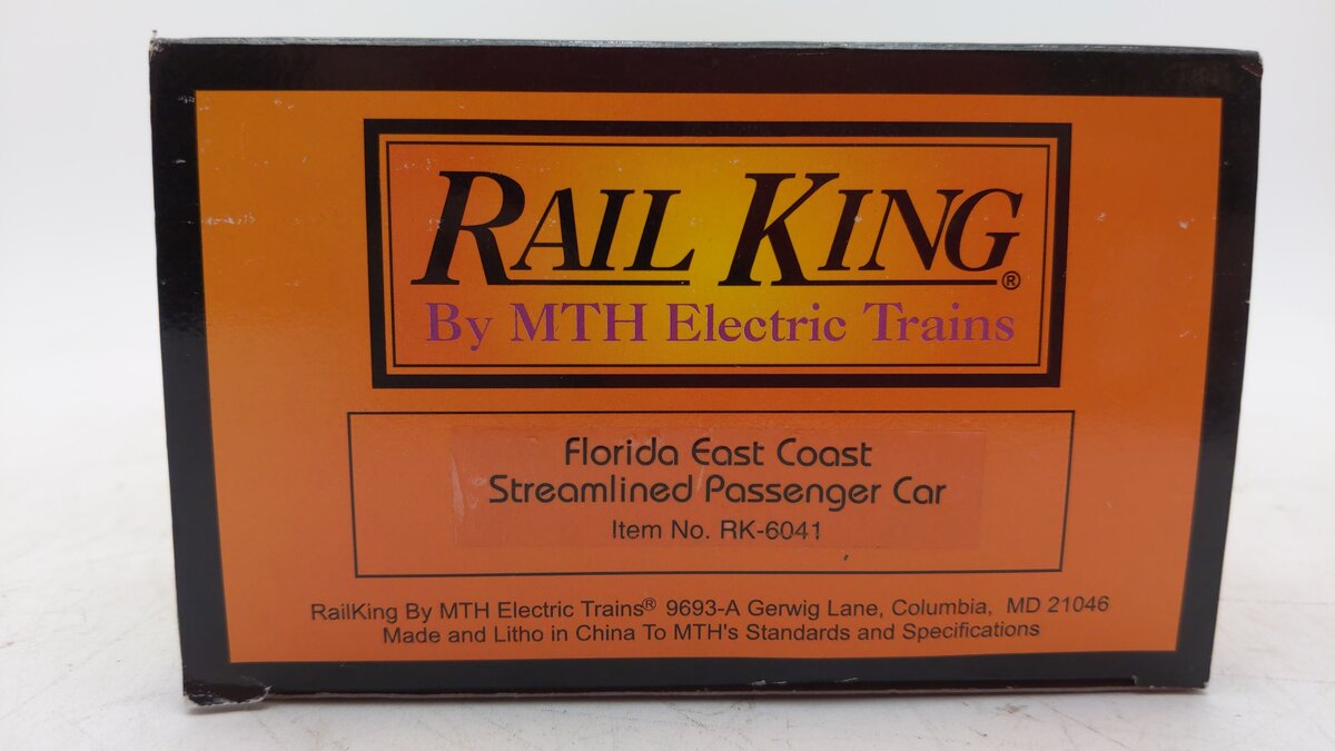 MTH 30-6041 O Gauge Florida East Coast Streamlined Coach Car #2629 LN/Box