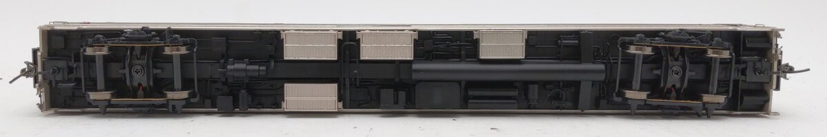Rapido Trains 119001 HO CP Maroon Scheme Budd Manor Sleeper Car #10305