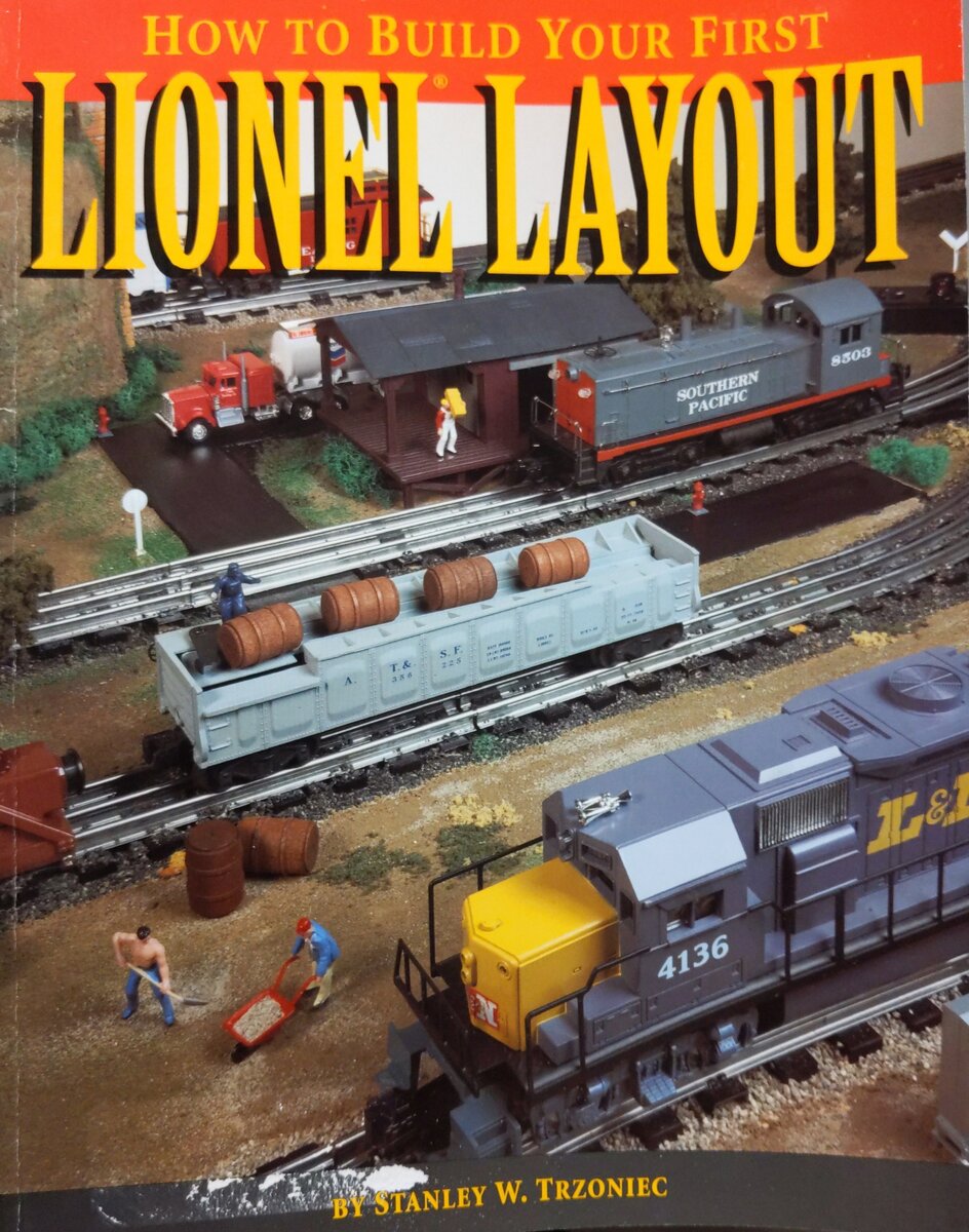 How to Build Your First Lionel Layout Paperback Book By Stanley W. Trzoniec VG