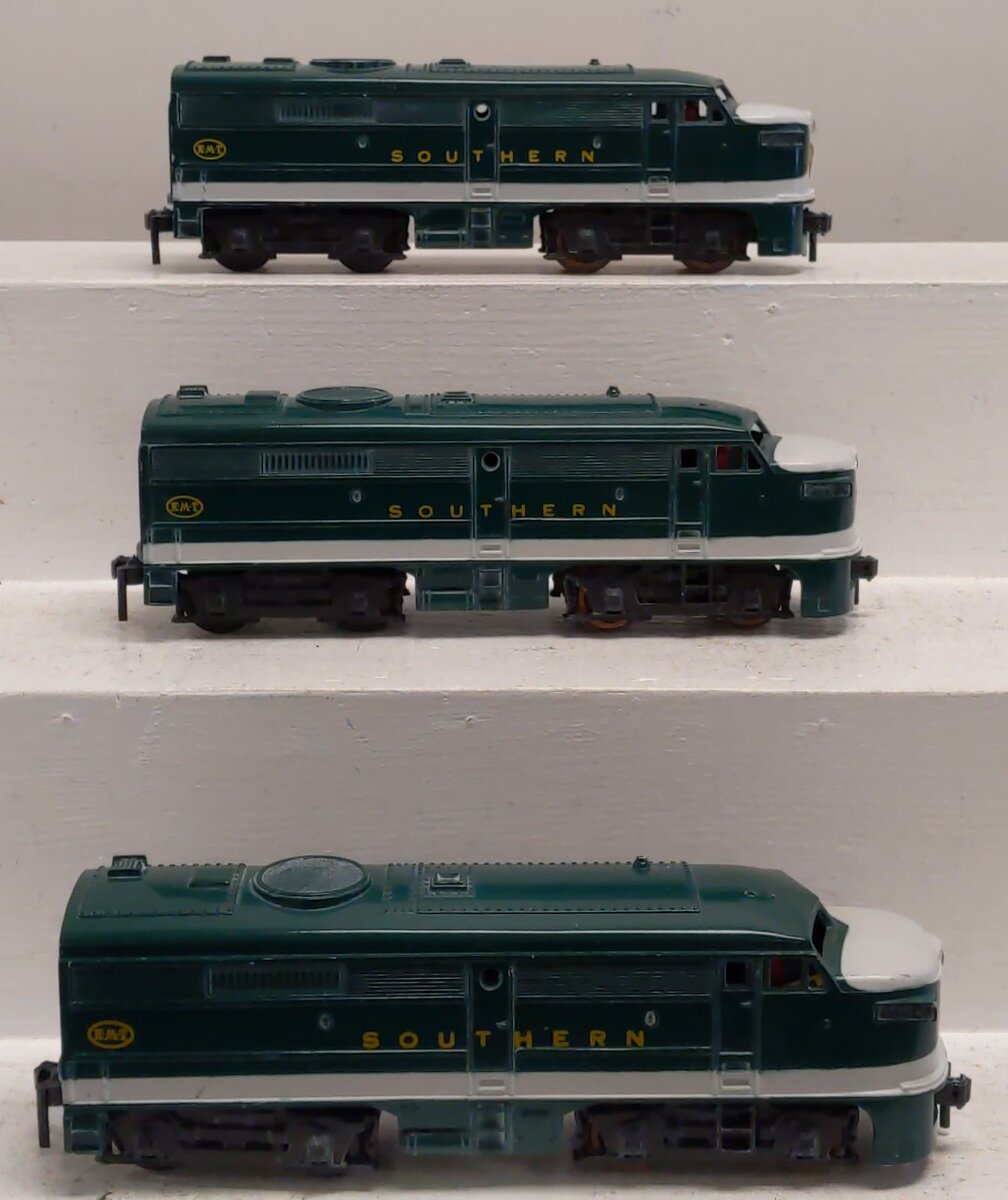Kusan 2716 Vintage O Kannon Ball Alco A Unit Diesel Locomotive [3] VG
