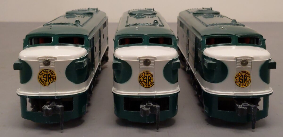 Kusan 2716 Vintage O Kannon Ball Alco A Unit Diesel Locomotive [3] VG
