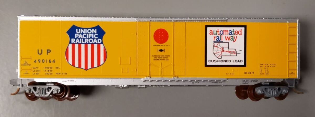 Micro-Trains 38280 N Union Pacific 50' Steel Plug Door Boxcar #490164