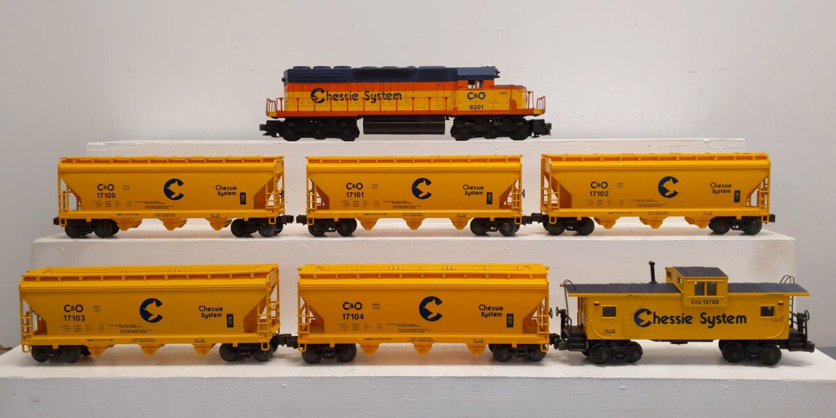 Lionel 6-11705 O Gauge Chessie System Diesel Freight Train Set LN/Box