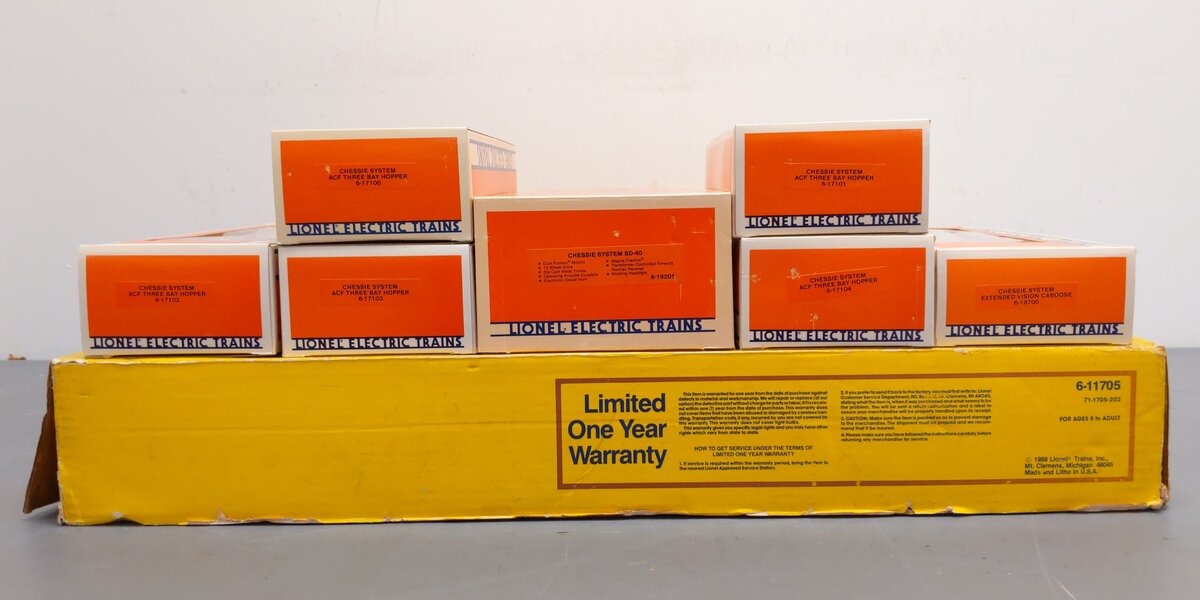 Lionel 6-11705 O Gauge Chessie System Diesel Freight Train Set LN/Box