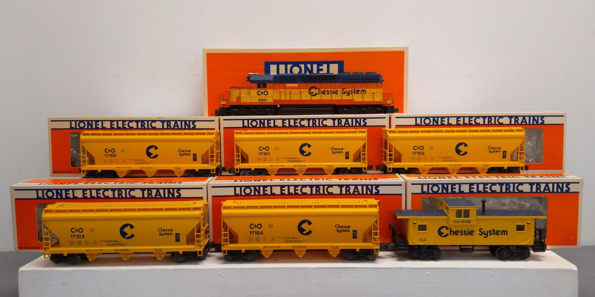 Lionel 6-11705 O Gauge Chessie System Diesel Freight Train Set LN/Box
