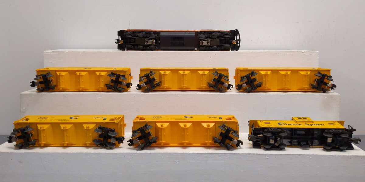 Lionel 6-11705 O Gauge Chessie System Diesel Freight Train Set LN/Box