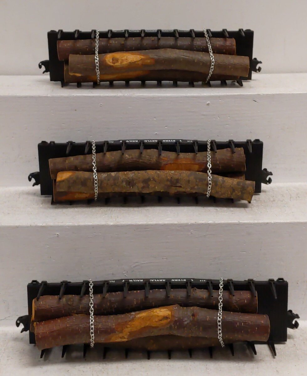 Lionel 6-17511 O Gauge Western Maryland Log Cars with Real Logs (Set of 3) EX/Box