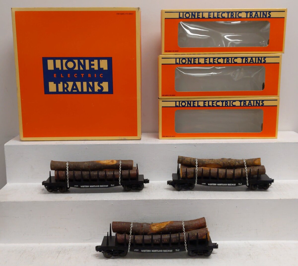 Lionel 6-17511 O Gauge Western Maryland Log Cars with Real Logs (Set of 3) EX/Box