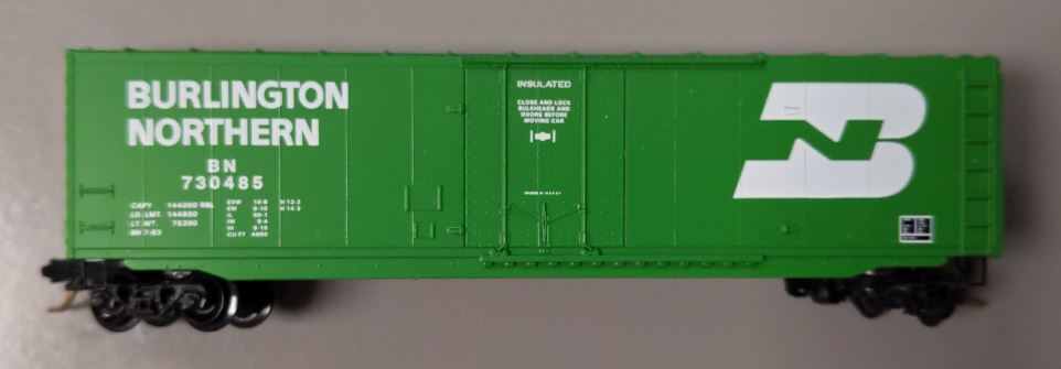 Micro-Trains 03800200 N Burlington Northern 50' Steel Plug Door Boxcar #730485 LN/Box