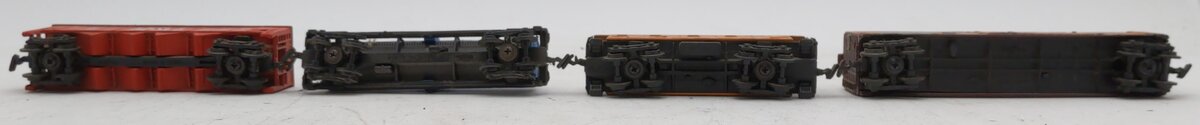 Maisto N Assorted Scale Freight Cars [4] VG