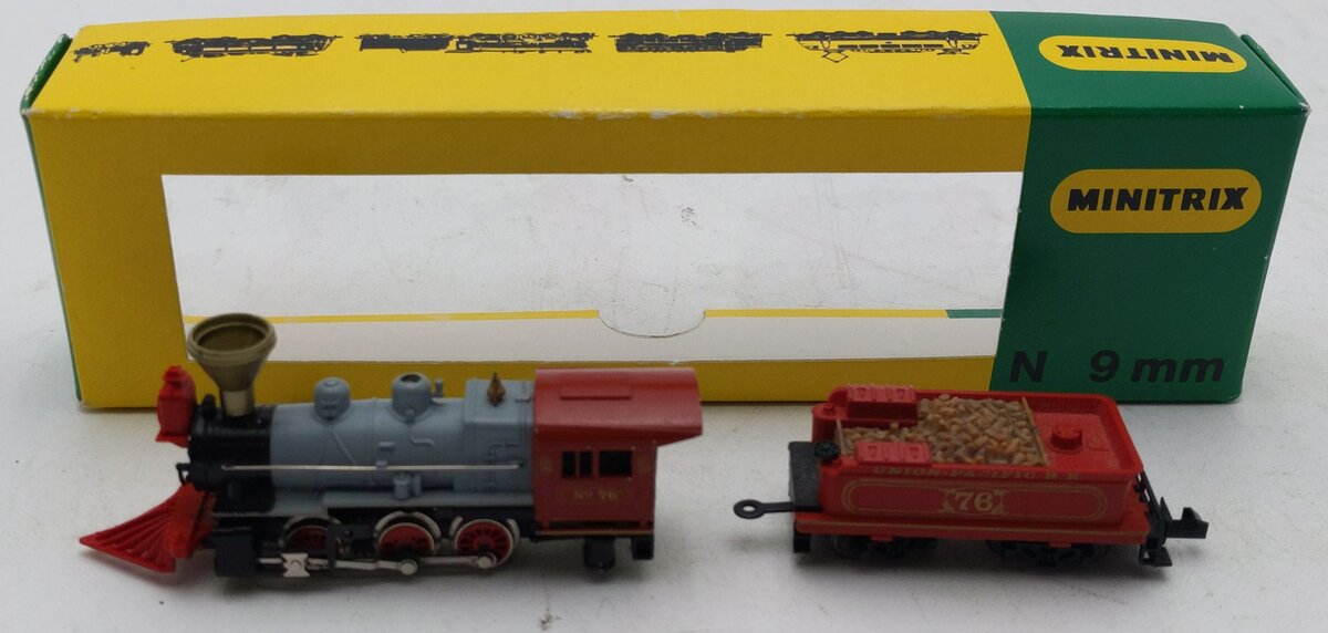 Minitrix 2080 N Scale UP Steam Locomotive & Tender #76 LN/Box