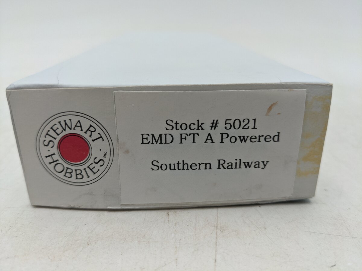 Stewart 5021 HO Southern EMD FT A Powered Diesel Locomotive EX/Box