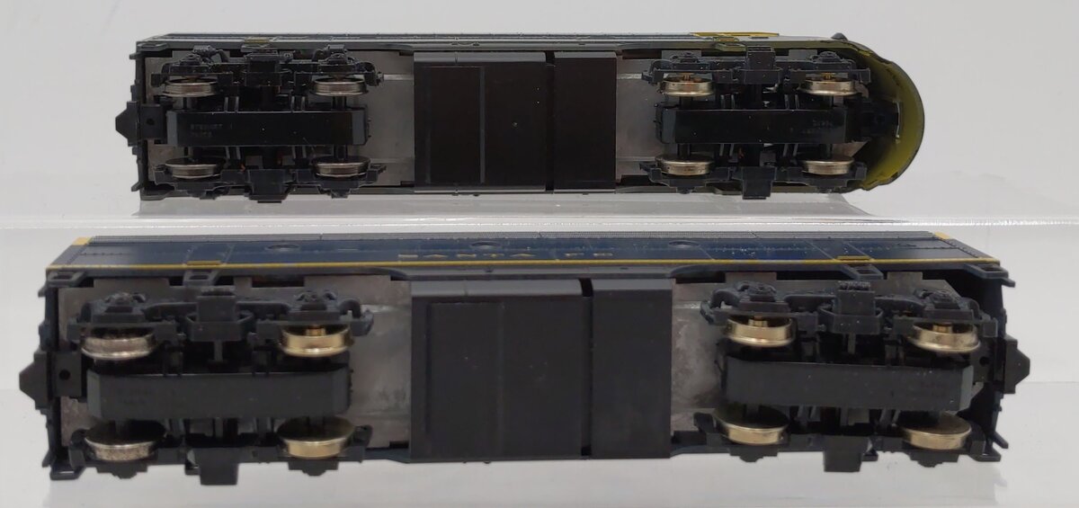Stewart 5910 HO Santa Fe Diesel EMD F9 A/B Set