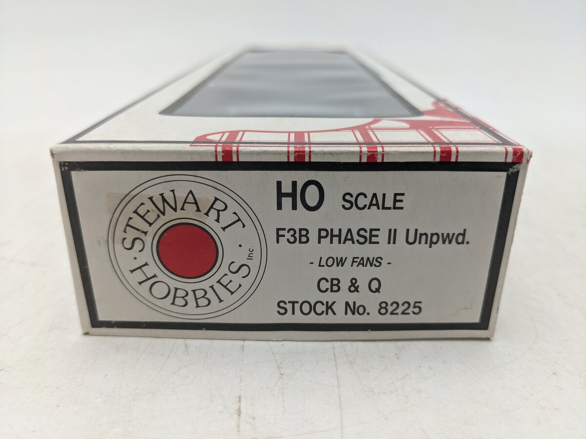 Stewart 8225 HO Chicago, Burlington & Quincy F-3 B-Unit Dummy Diesel Locomotive EX/Box