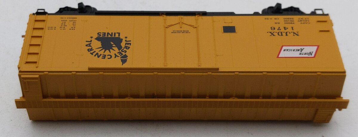 Micro-Trains 02100520 N Jersey Central Lines 40' Standard Plug Door Boxcar #1476
