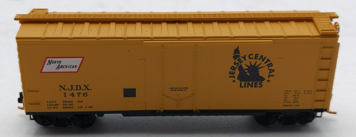 Micro-Trains 02100520 N Jersey Central Lines 40' Standard Plug Door Boxcar #1476