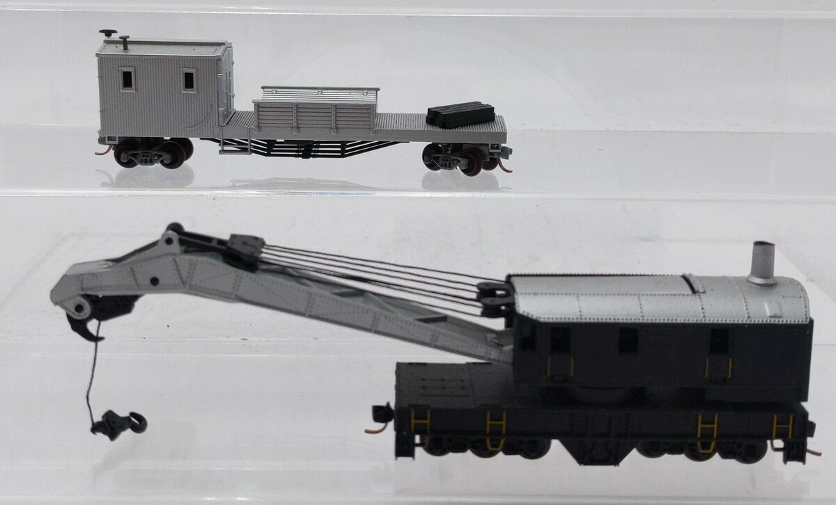 Bachmann 46698 N Painted & Unlettered 250-Ton Operating Crane & Boom Car
