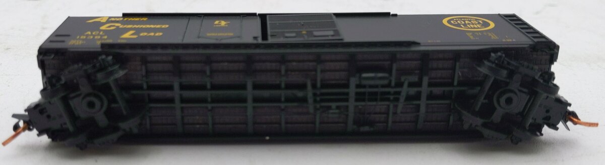 Micro-Trains 03300170 N ACL 50' Standard Plug & Sliding Door Boxcar #15394