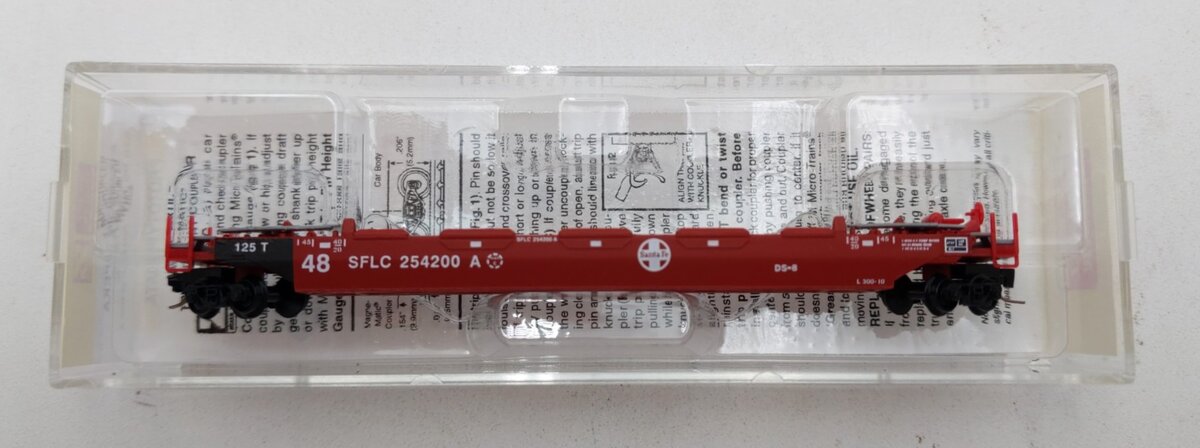 Micro Trains 54000151 Z Scale ATSF Gunderson Husky Stack Well Car #254200
