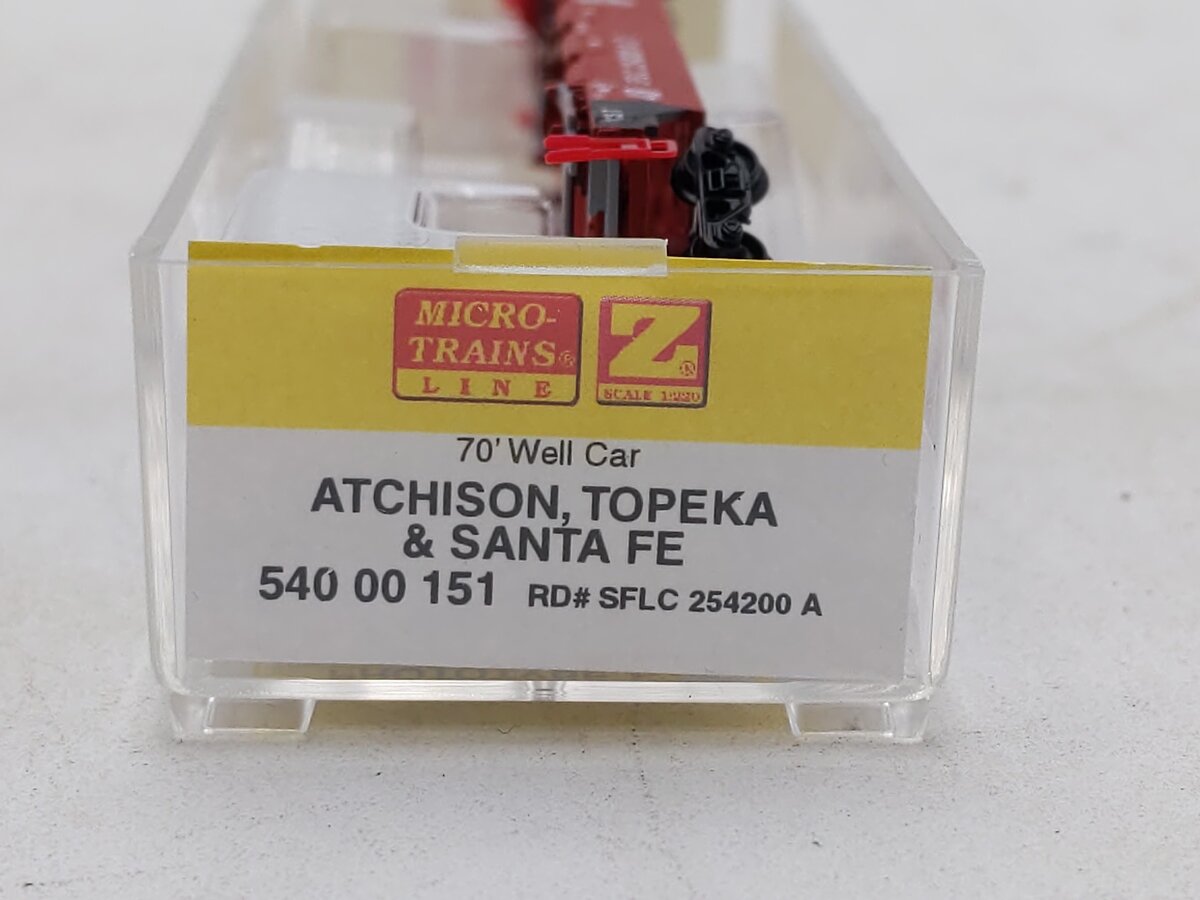 Micro Trains 54000151 Z Scale ATSF Gunderson Husky Stack Well Car #254200