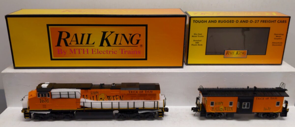 MTH 30-20359-1 Halloween ES44AC Diesel Engine with Caboose PS 3.0 #1631