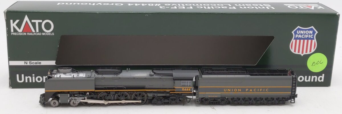 Kato 126-0403-DCC N UP Greyhound FEF-3 4-8-4 Steam Locomotive with DCC #8444 NIB