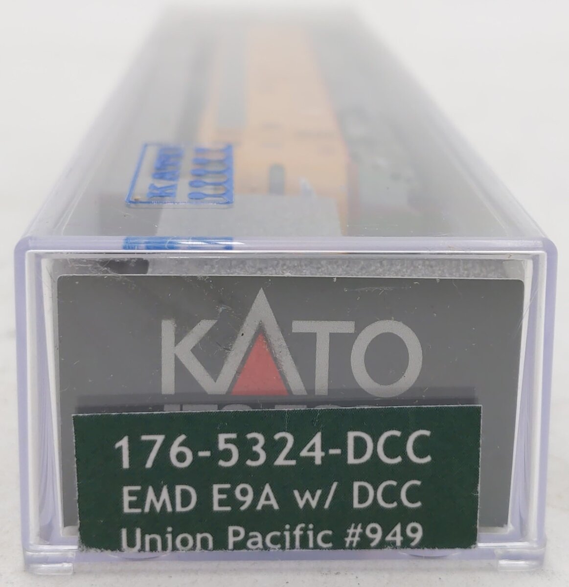 Kato 176-5324-DCC N Union Pacific EMD E8A Diesel Locomotive with DCC #949