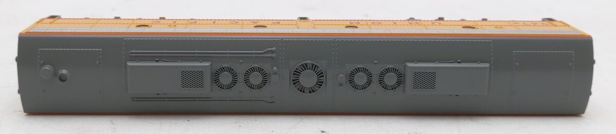 Kato 176-5356-DCC N Union Pacific EMD E8B Diesel Locomotive with DCC #947B
