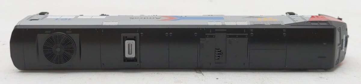 Kato 176-6036 N Amtrak Phase I 50th Anniversary P42 Diesel Locomotive #161