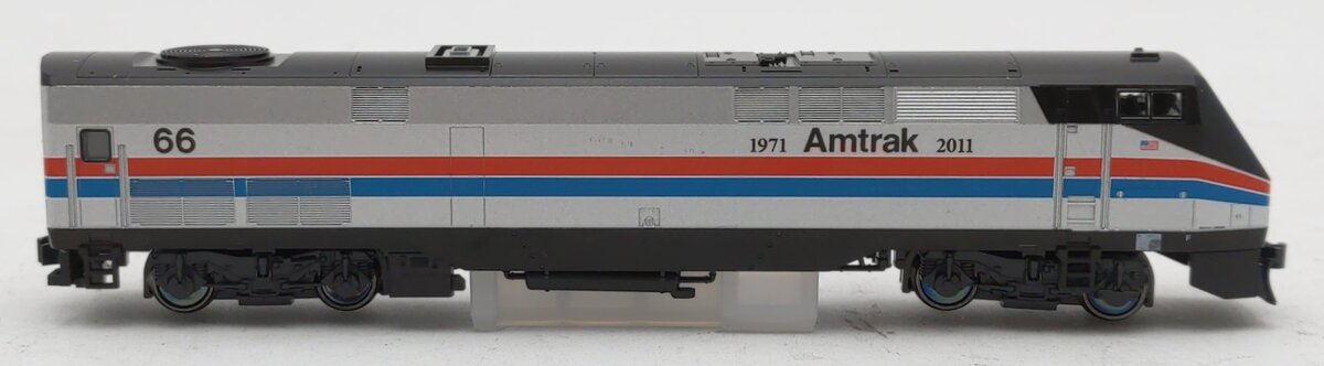 Kato 176-6023 N Scale Amtrak Powered GE P42 Phase II Diesel