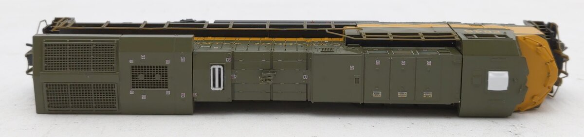 Broadway Limited 7307 N CN GE ES44AC Diesel Locomotive Sound/DC/DCC #2846