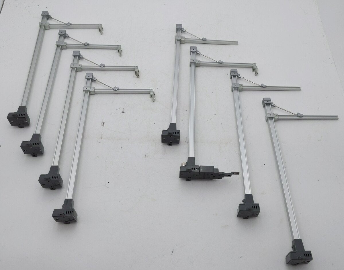 MTH 40-1035 O 8-Piece Catenary System