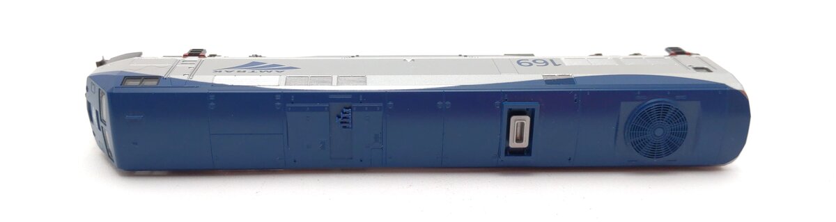 Kato 176-6033 N Amtrak Phase V P42 Genesis Late Diesel Locomotive #169