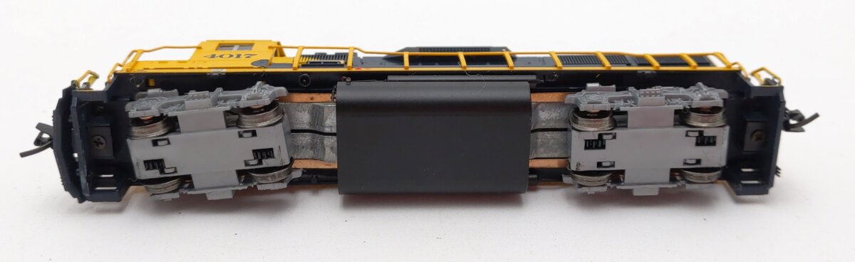 Fox Valley Models 70703 N Santa Fe EMD GP60 Diesel Locomotive Standard DC #4017