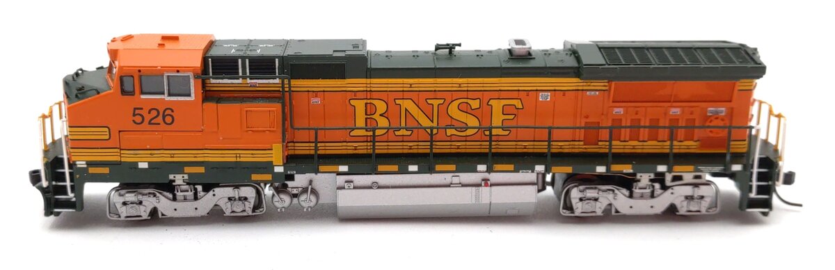 Atlas 40003013 N BNSF Dash 8-40BW Diesel Locomotive #526