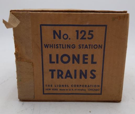 Vintage Lionel 125, 395 & 356 Postwar O Gauge Operating Accessories [3]/Box