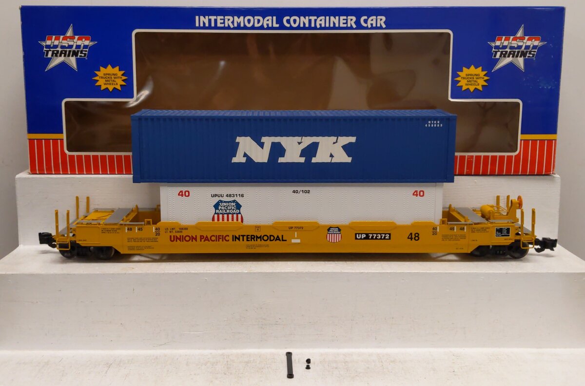 USA Trains 17114 G Union Pacific Gunderson Husky Stack with 2 Containers #77372