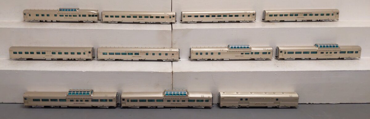 Broadway Limited 1798 HO California Zephyr Mixed Train Set (11)