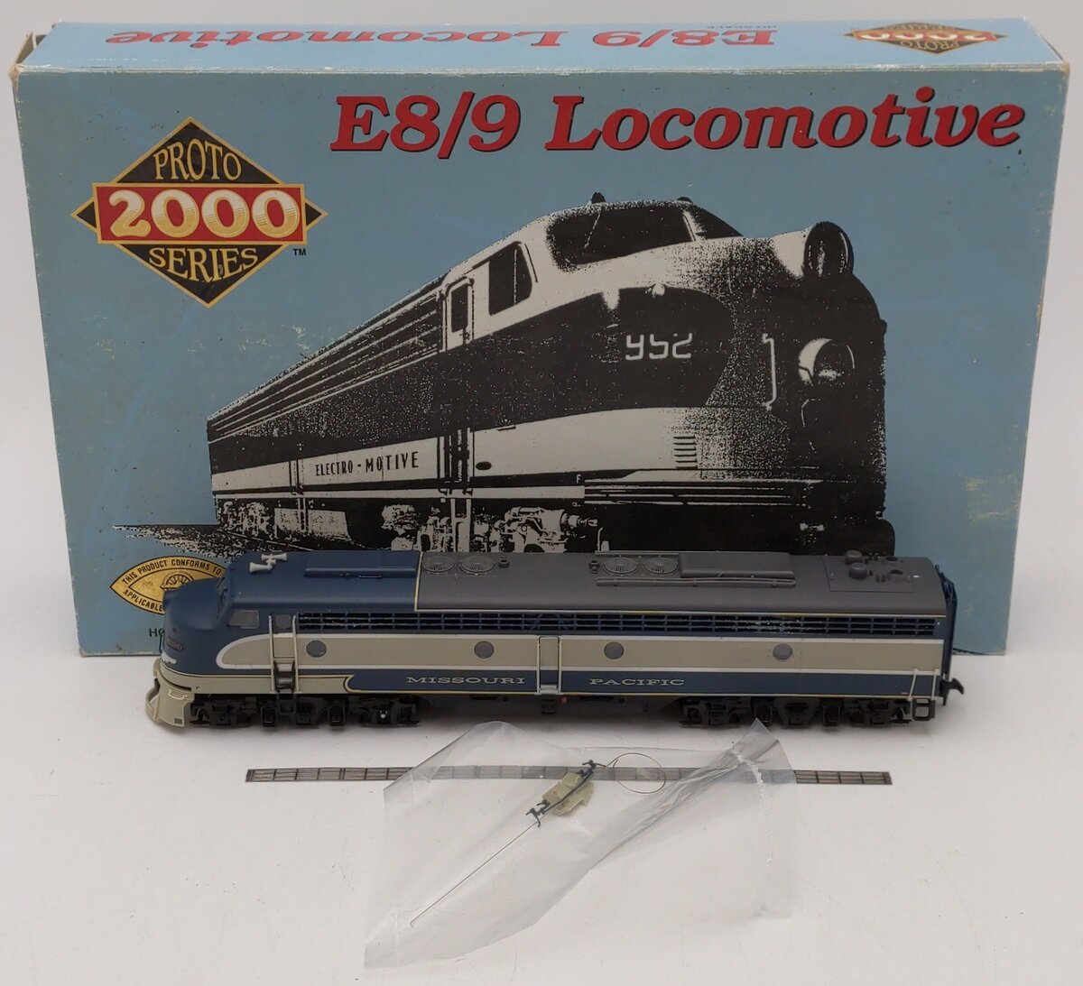 Proto 2000 8191 HO Scale Missouri Pacific E8/9 Diesel Locomotive #7020 VG/Box